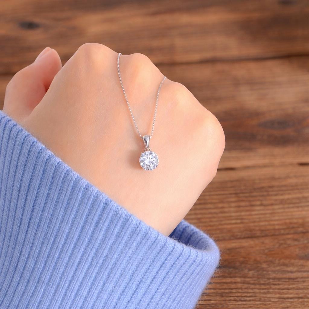 925 Sterling Silver Round Cut Cubic Zirconia 4-Claw Pendant Necklace for Women